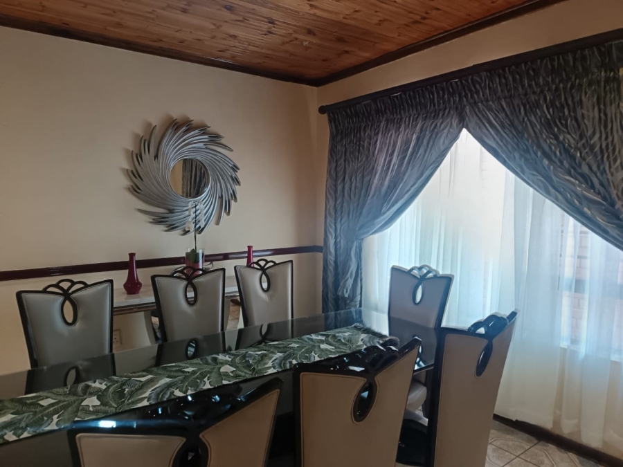 4 Bedroom Property for Sale in Minerva Gardens Northern Cape